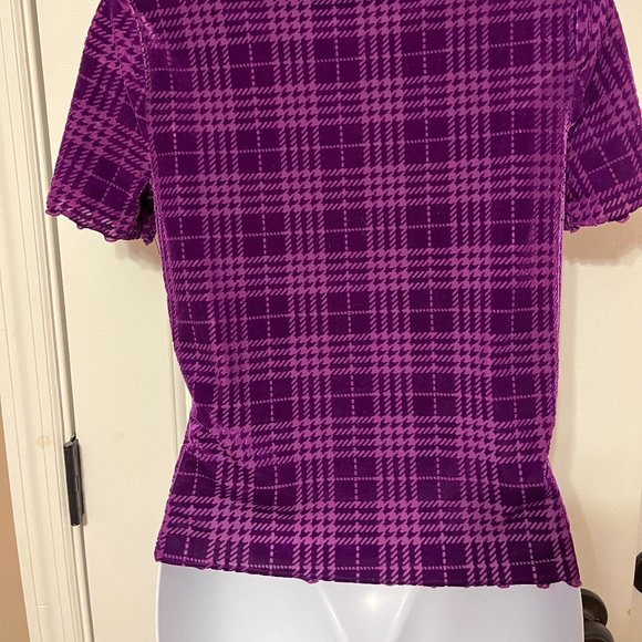 NWOT Nine West beautiful purple velvety short sleeve top size XS - Picture 2 of 5